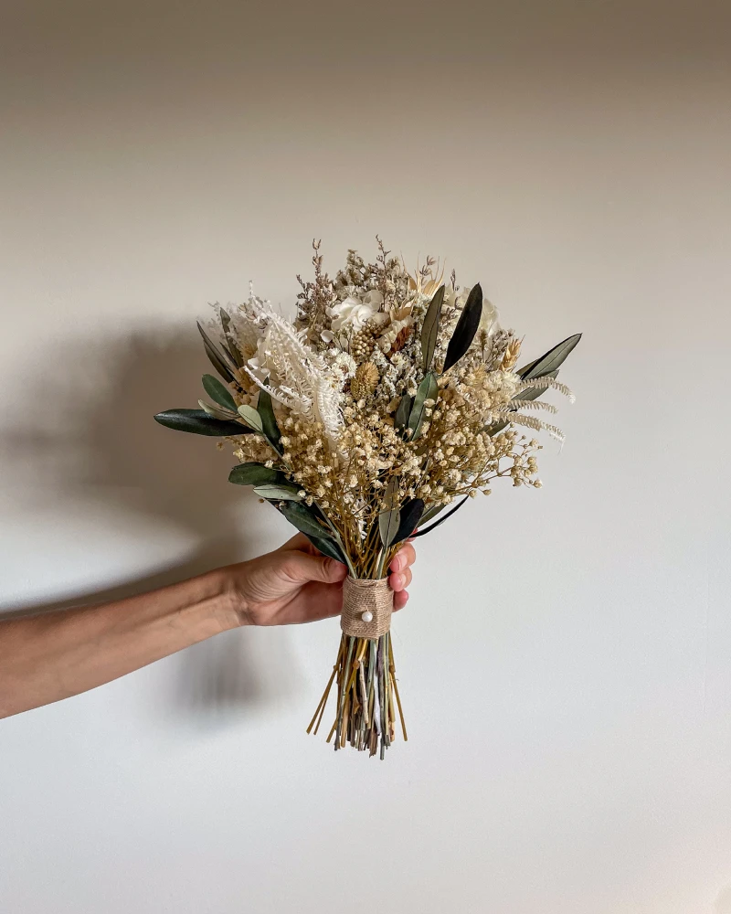 Ramo de noiva com flores secas e preservadas rústico