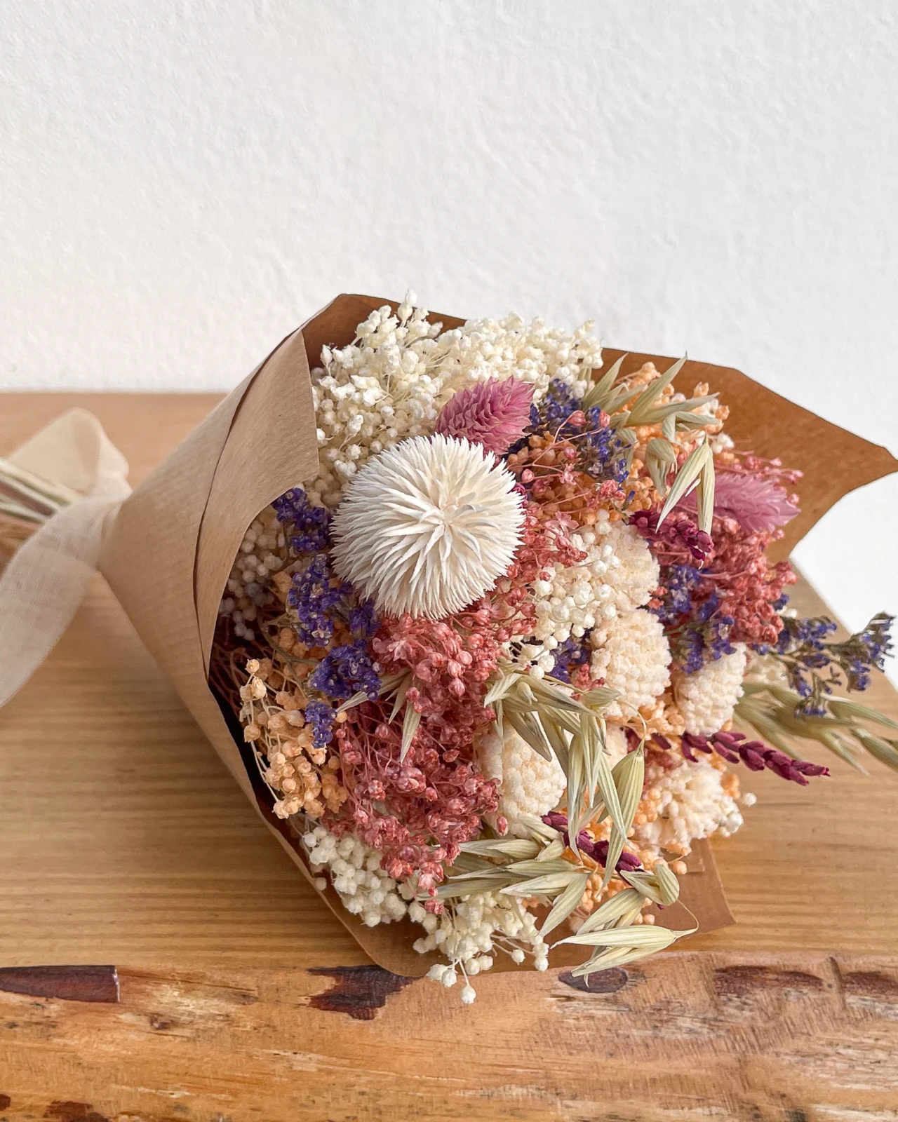 Ramo de Flores Secas e Preservadas em tons pastel